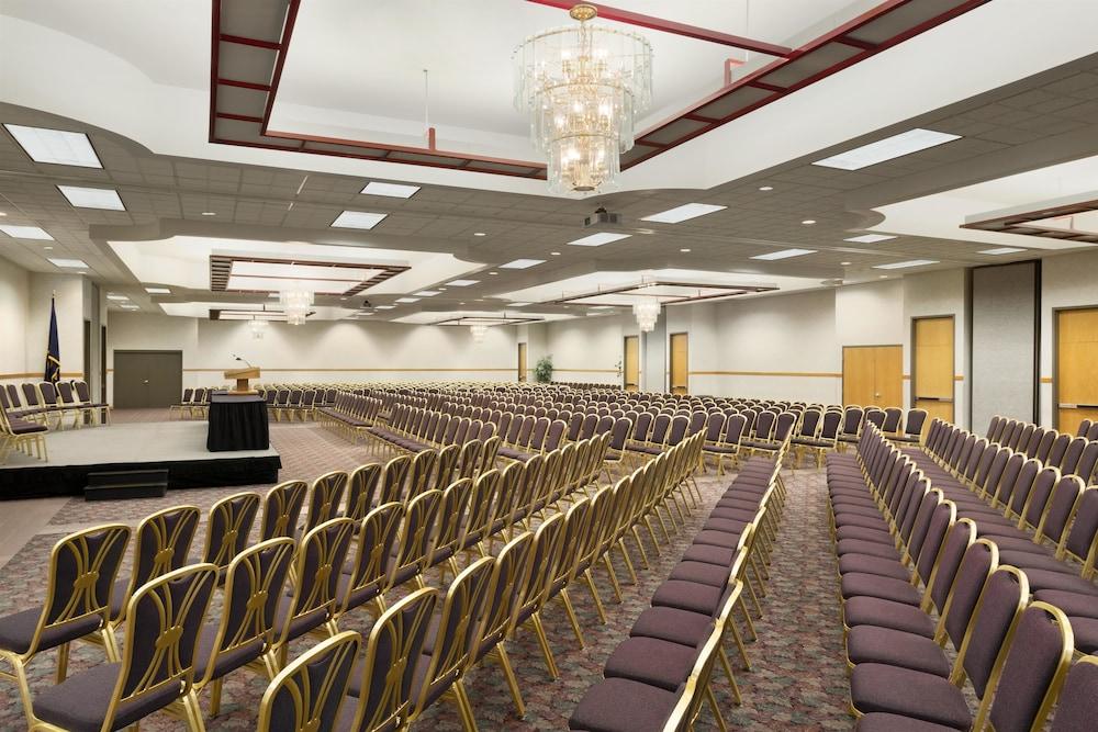 Best Western Plus Peppertree Nampa Civic Center Inn Exteriér fotografie